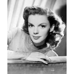 Judy Garland Photo